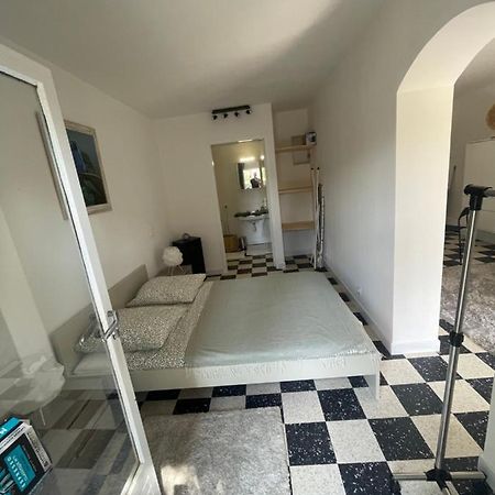 Appartement Plein Centre Avec Jardin แซ็ง-ทรอเป ภายนอก รูปภาพ