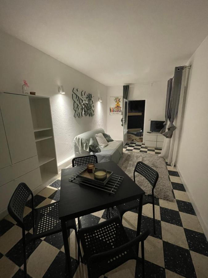 Appartement Plein Centre Avec Jardin แซ็ง-ทรอเป ภายนอก รูปภาพ